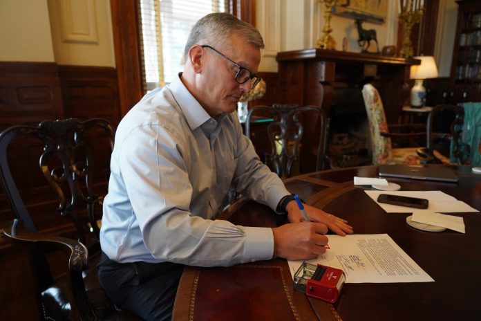 Gobernador Stein anuncia a los ganadores del Premio Carolina del Norte 2025