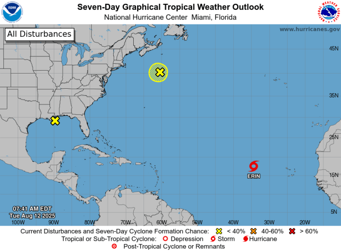 Autoridades en EE.UU. en alerta por posibles tormentas en el Atlántico