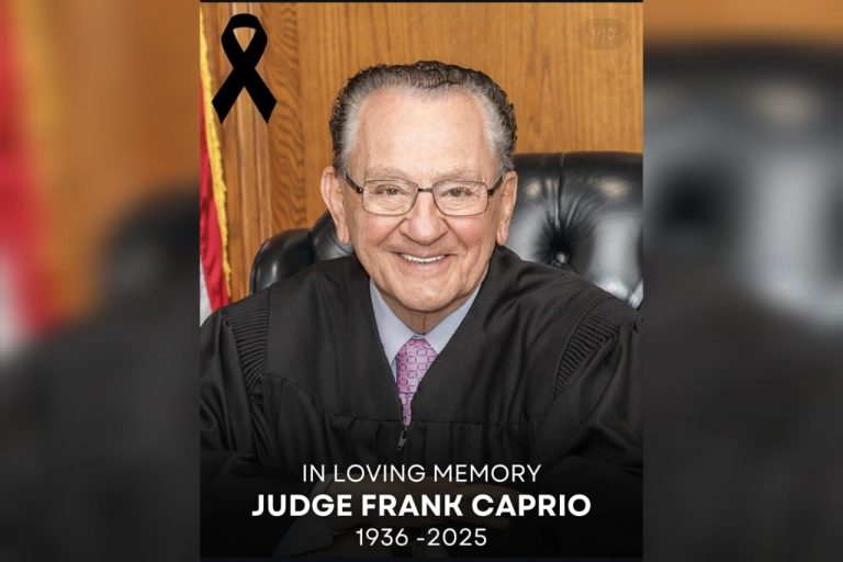 Fallece el juez Frank Caprio, conocido por su compasión en la corte