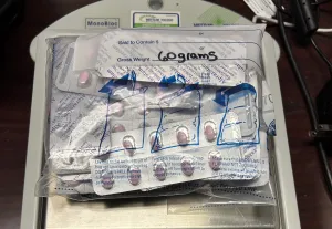 La CBP encuentra un almacén de píldoras con receta en el aeropuerto de Baltimore