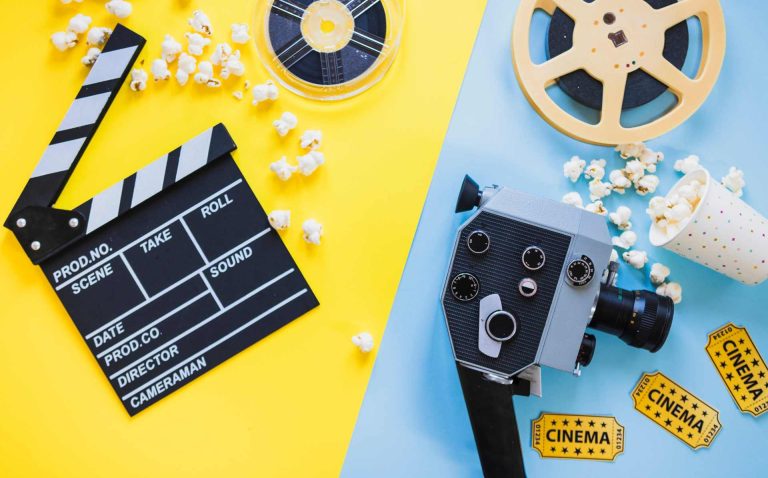 Comunidad se reúne para reflexionar sobre la inmigración en un cine que transforma