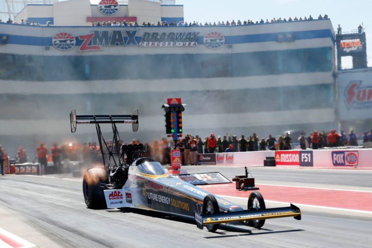 La primera carrera de playoffs de cuatro bandas llega a zMAX Dragway