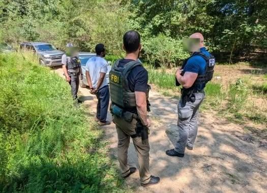 FBI arresta a sospechoso de disparar contra una vivienda con niños