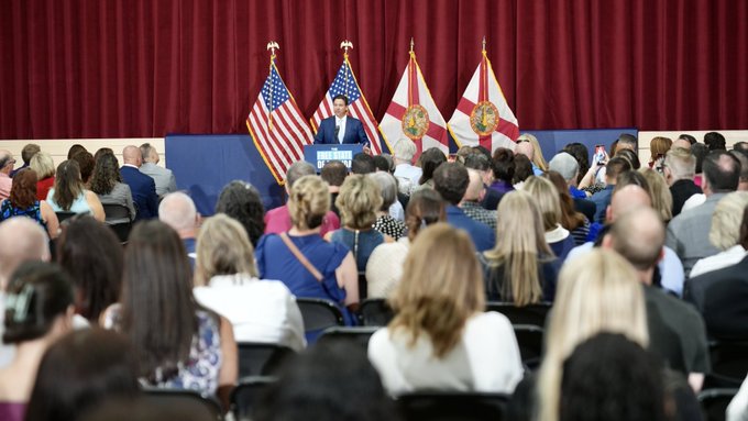 Florida el primer estado en terminar con las vacunas obligatorias en las escuelas