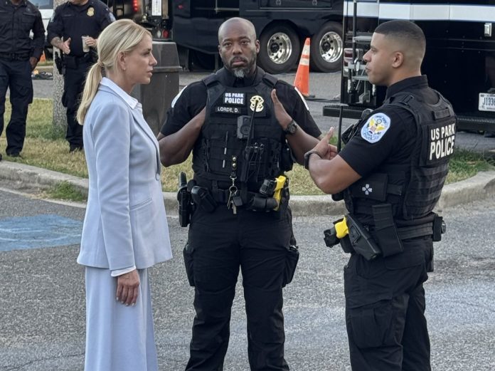 Bondi ordena despliegue federal para proteger a ICE