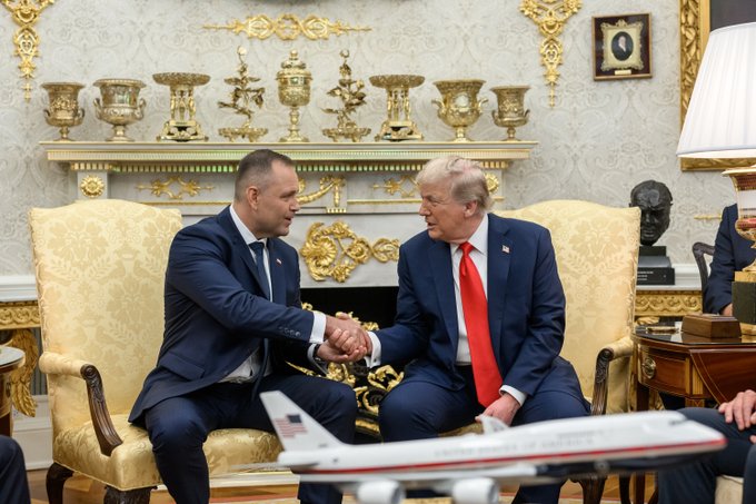 Trump lanza dura crítica a Venezuela por enviar criminales y drogas a EE.UU.