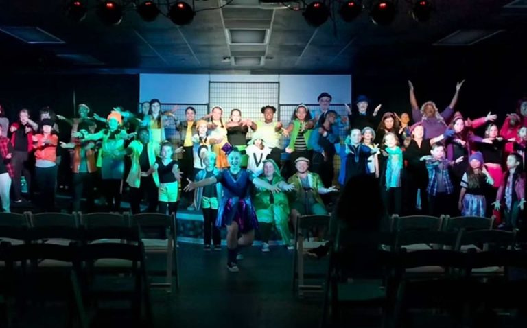 Espectáculo gratuito, Come Together, para niños, en inglés y español