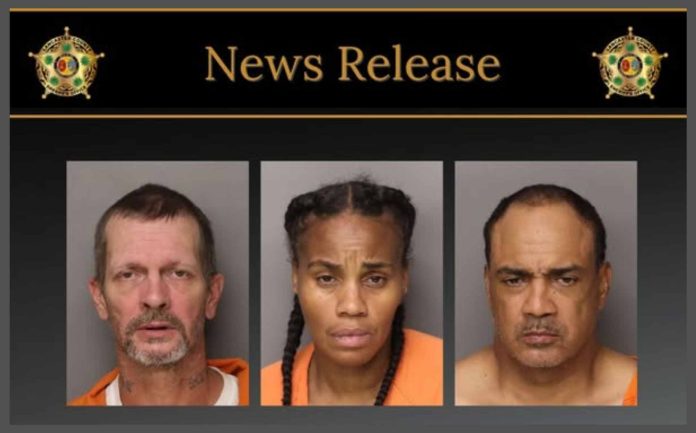 Tres arrestados en operativo antidrogas en Lancaster