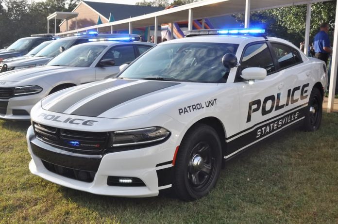 Octubre refuerza la prevención del crimen en Statesville con acciones comunitarias
