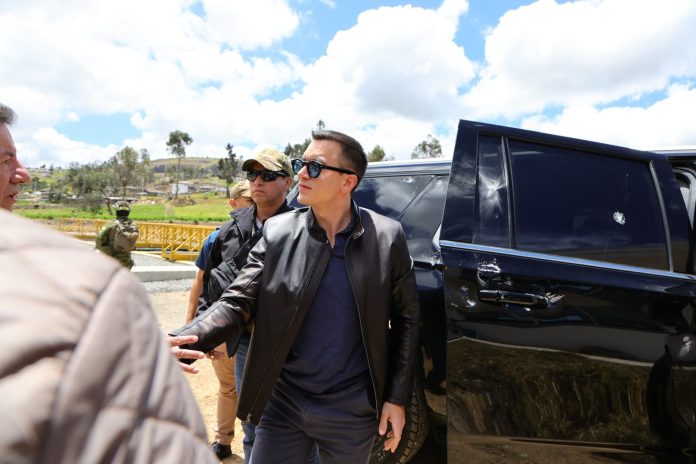 Daniel Noboa, y su caravana presidencial fueron atacados el martes 7 de octubre en la provincia de Cañar mientras se disponían a entregar obras a comunidades locales.