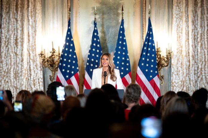 Melania Trump lidera la reunificación de niños ucranianos