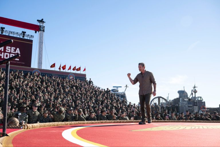 Departamento de Guerra anuncia la neutralización de 14 "narco-terroristas"