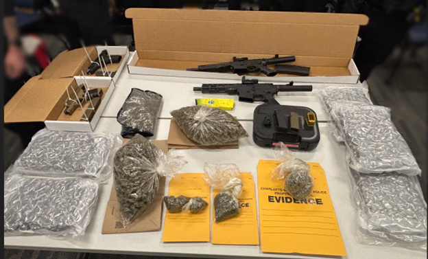 Cuatro detenidos tras operativo que incautó marihuana y armas automáticas