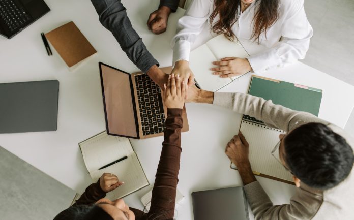 NCDHHS y universidades lanzan programa para fortalecer la fuerza laboral del trabajo social