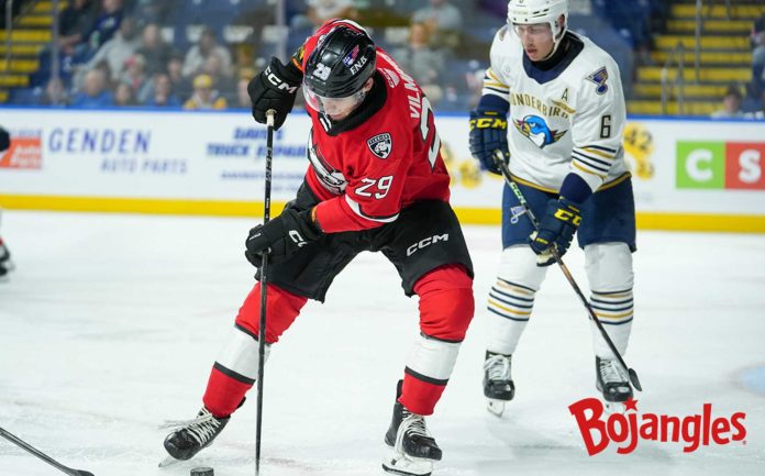 Los Checkers regresan al Bojangles Coliseum para enfrentar a Iowa