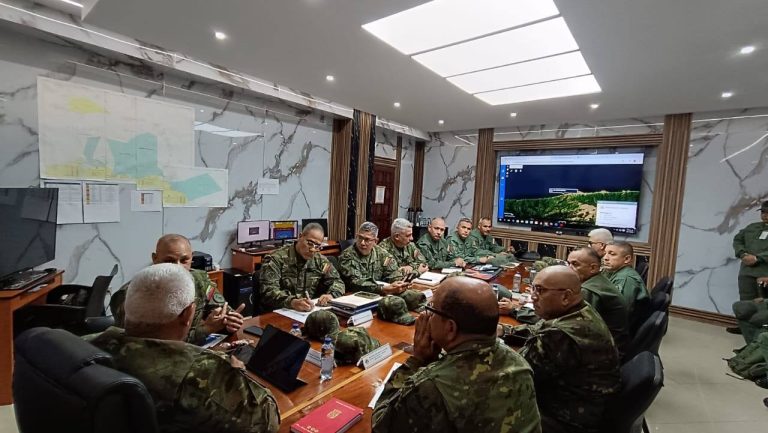 FANB decreta "alerta máxima" tras presuntas amenazas en el Caribe