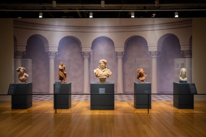 Entrada gratuita al Museo Mint Randolph los miércoles por la noche