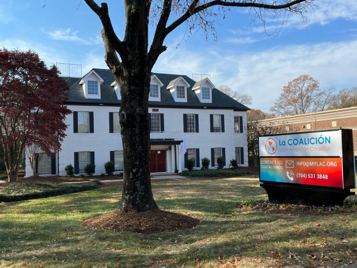 Lanzan una red de apoyo clave para familias afectadas por acciones migratorias