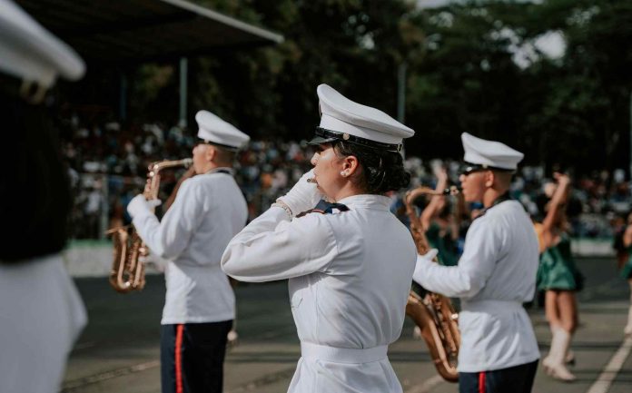 Desfiles en honor a los veteranos en su día