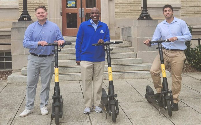 Gastonia se asocia con Peel Scooters para un nuevo programa piloto