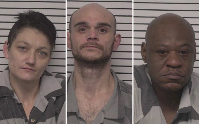 Operación golpea al narcotráfico y deja más de treinta arrestos en Iredell