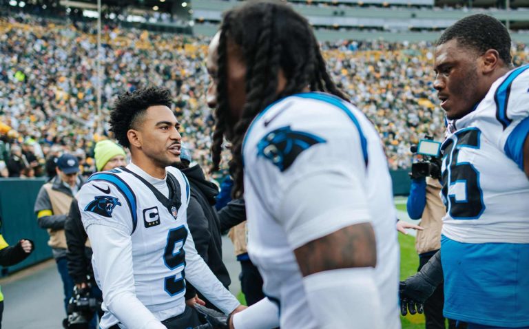 Panthers: Un equipo renovado que no olvida sus lecciones del pasado