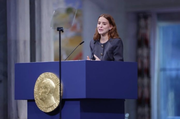 Hija de María Corina Machado recibe el Nobel de la Paz en Oslo