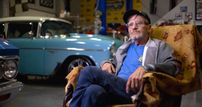 Confirman muerte del padre de Denny Hamlin tras incendio: Su madre en estado grave