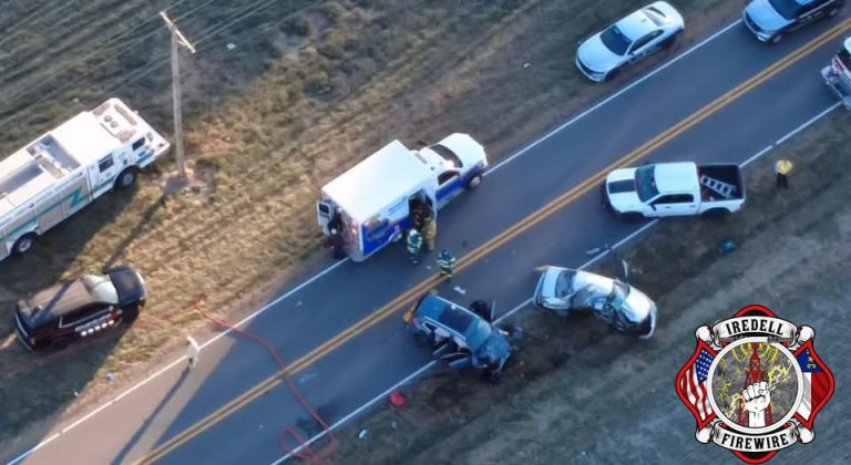 Una joven fallecida y dos menores en estado crítico tras accidente en Bell Farm Road