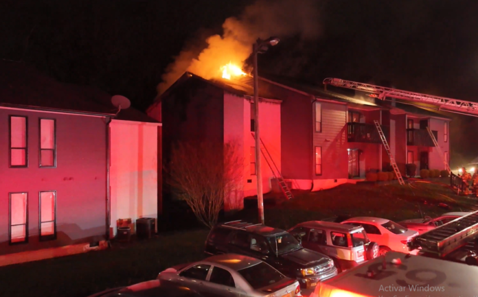 Incendio residencial en Charlotte deja pérdidas millonarias