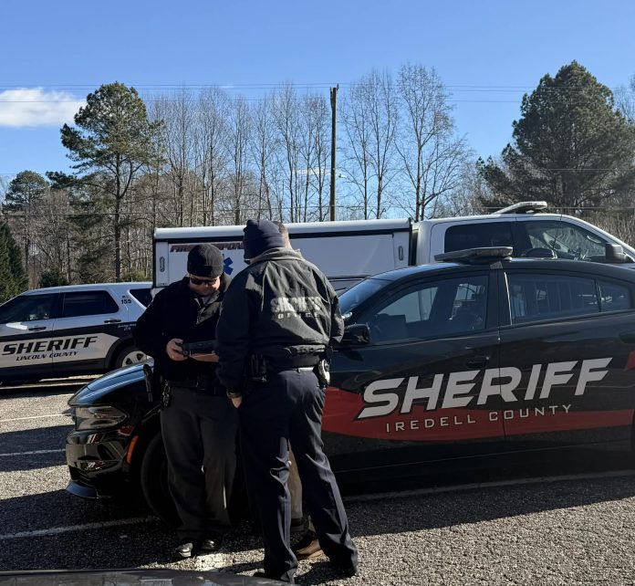 Múltiples agencias buscan a niño desaparecido en Iredell