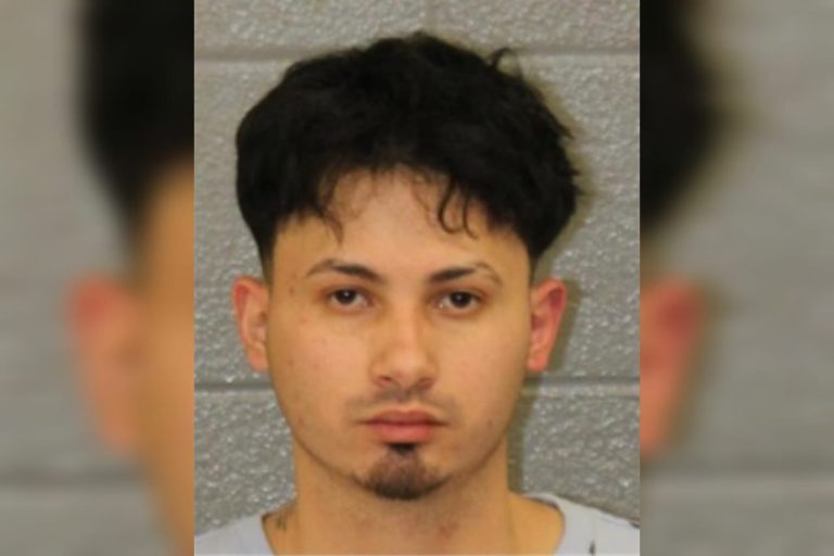 ICE emite orden contra salvadoreño por doble homicidio en Charlotte