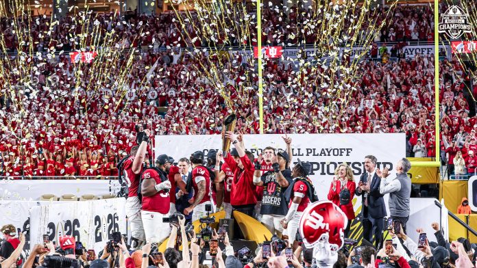 Indiana Hoosiers vence a Miami y logra el histórico 16-0