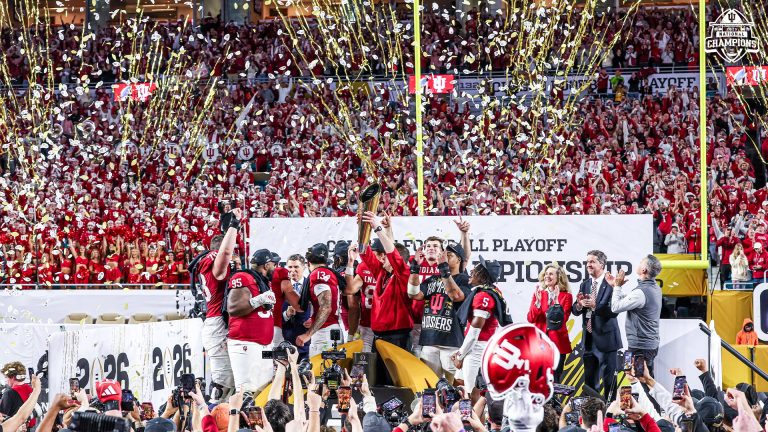 Indiana Hoosiers vence a Miami y logra el histórico 16-0