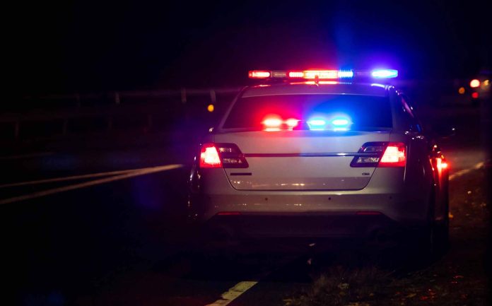 Choque con auto robado deja un joven de 18 años fallecido y dos heridos