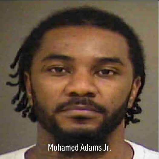 Detienen a hombre vinculado a agresión con bate en centro comercial de Concord