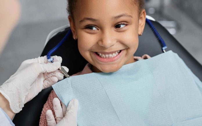 Salud Pública ofrece servicios dentales gratuitos en el Día de Sonrisas para Niños