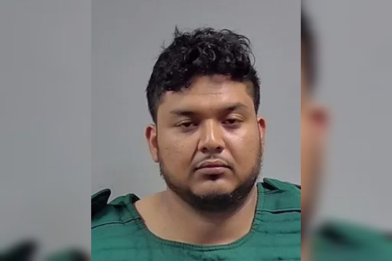 ICE detiene a hondureño por asesinato de menor en Florida