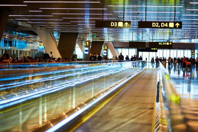 Trump alivia el caos aeroportuario pese al cierre del DHS