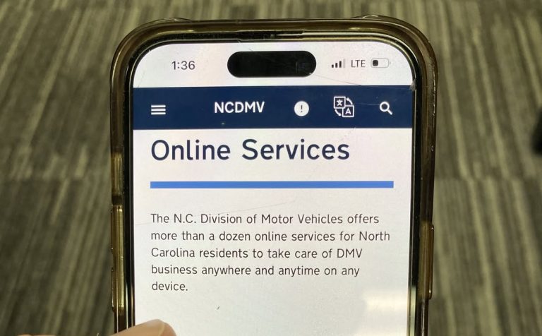 NCDMV publica tiempos de espera y capacidad en oficinas de licencias