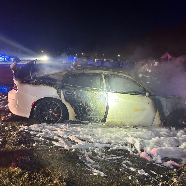 Persecución termina con arresto tras agresión a un agente y hallazgo de marihuana