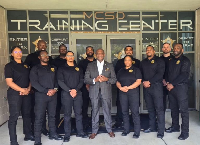 Sheriff de Mecklenburg gradúa primera promoción BLET