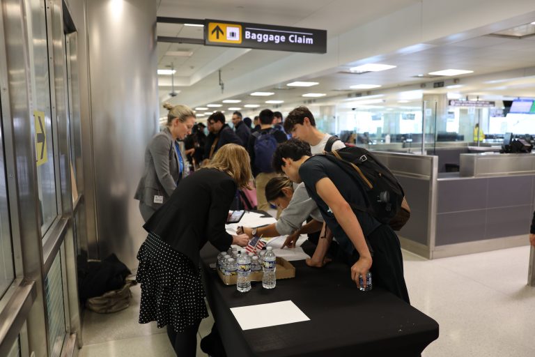 EE.UU. sigue repatriando a ciudadanos desde el Medio Oriente
