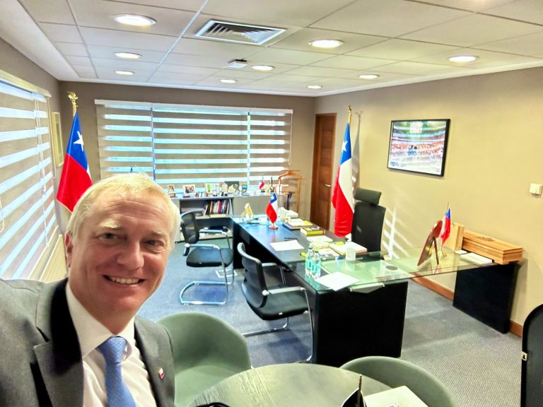 José Antonio Kast asume la presidencia de Chile