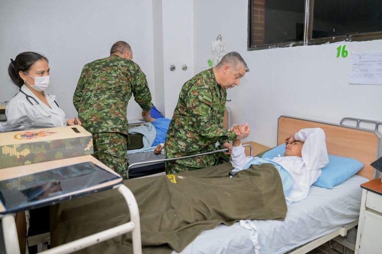 Gobierno de Colombia confirma 68 fallecidos en siniestro aéreo