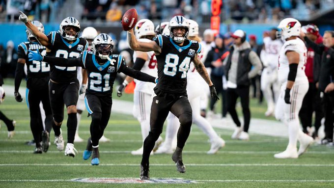 Feleipe Franks regresa a Carolina y refuerza a los Panthers con energía y experiencia