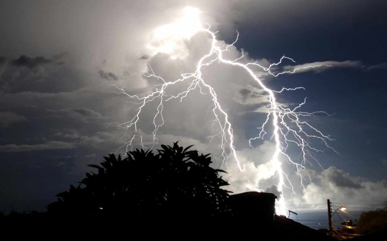 El comisionado Causey insta a estar en alerta por tormentas peligrosas