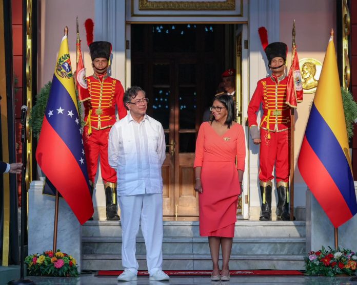 Colombia y Venezuela acuerdan plan contra mafias fronterizas