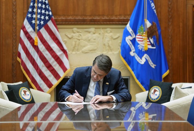 Reclasifican la marihuana medicinal a la Lista III para expandir el acceso a terapias aprobadas