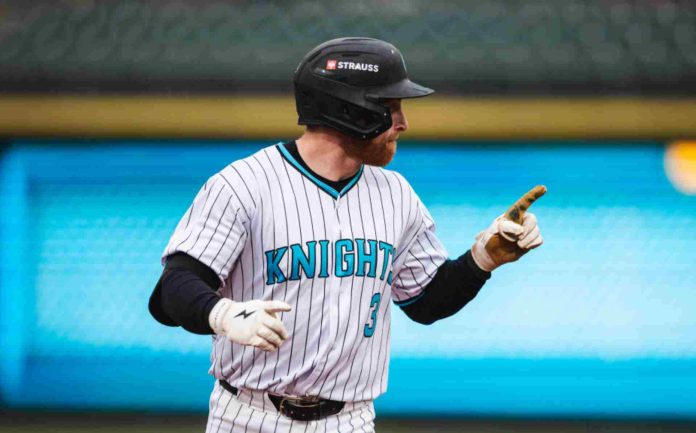 Los Knights caen a pesar del drama en los últimos compases del partido